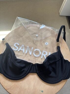 Black Sanori Bikini bra top with Adjustable Straps - L